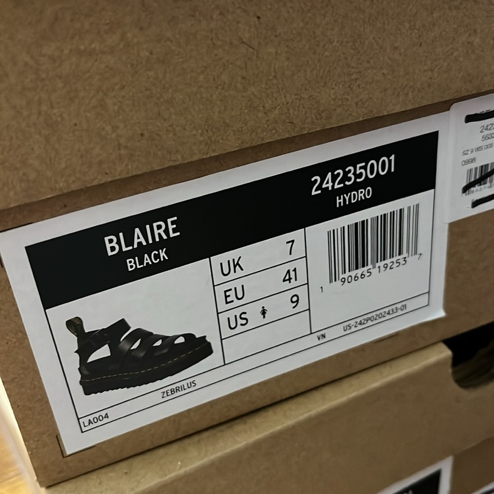 Dr Martens Blaire 3 Strap Sandals - Picture 9 of 9